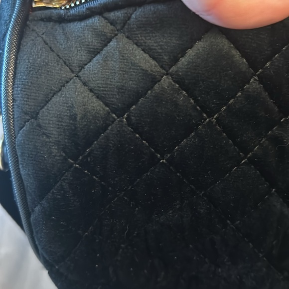 Adrienne Vittadini Velvet Travel Bag Crossbody & Handles - Picture 12 of 15